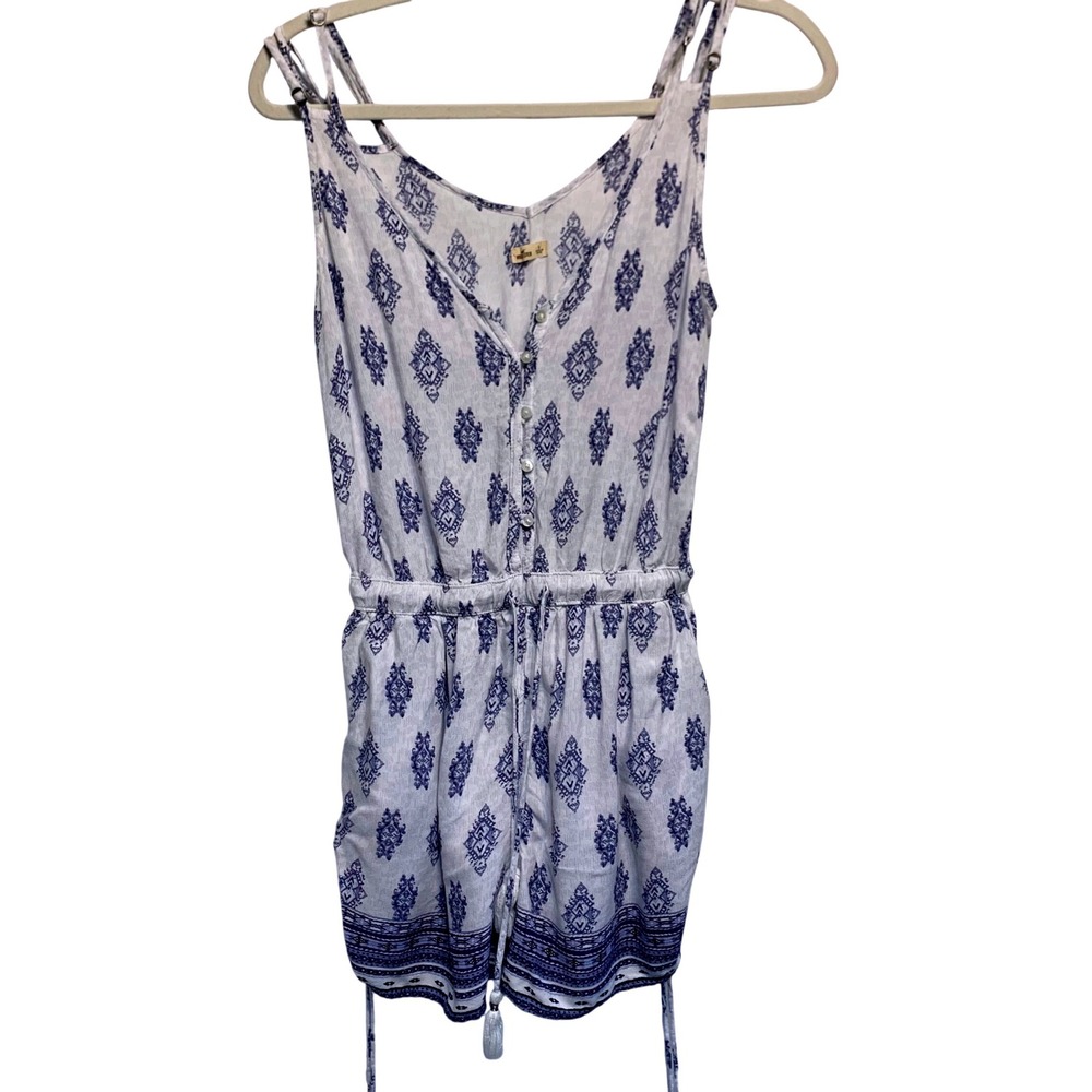 Hollister Medallion Print Romper Small Boho Festival Vacation Beachy Coastal